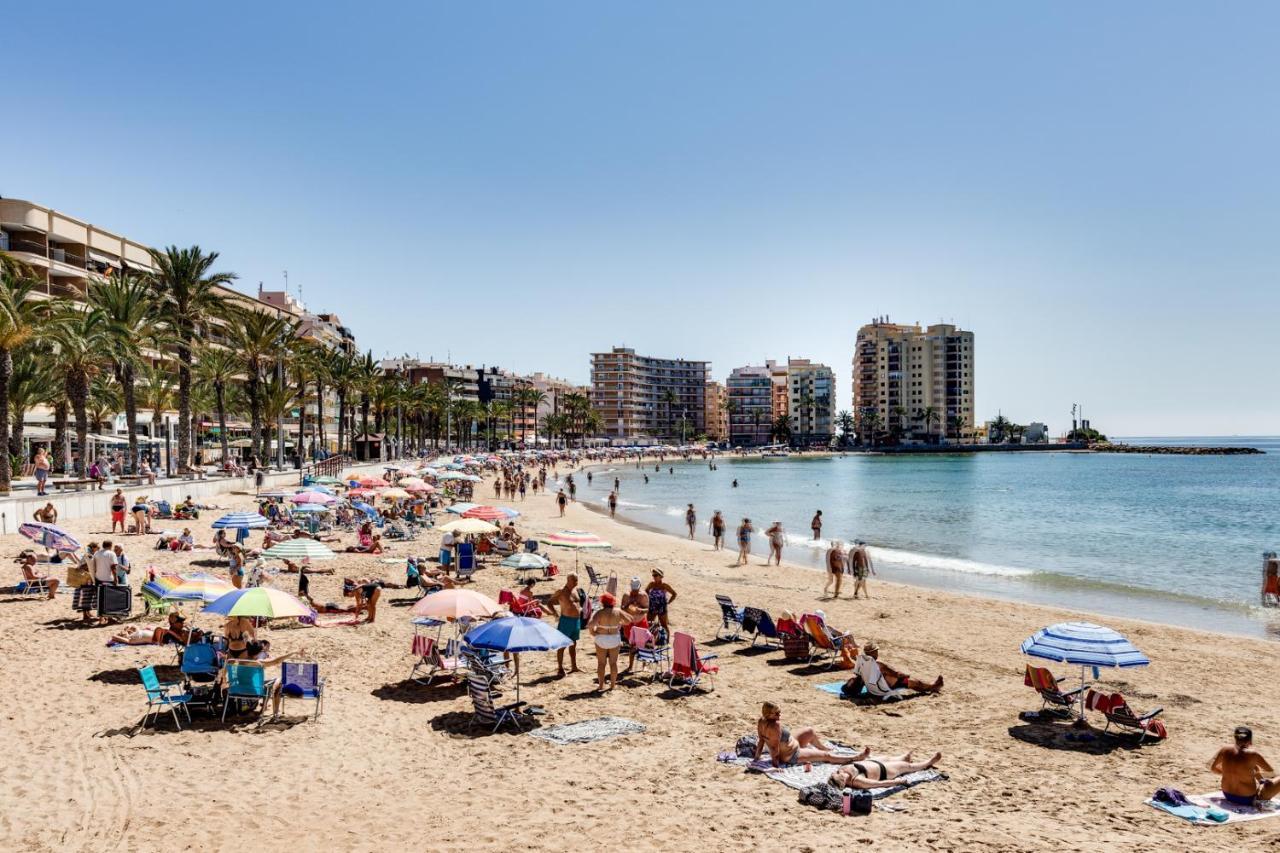 Apartamento Caballero De Rodas Torrevieja Ngoại thất bức ảnh